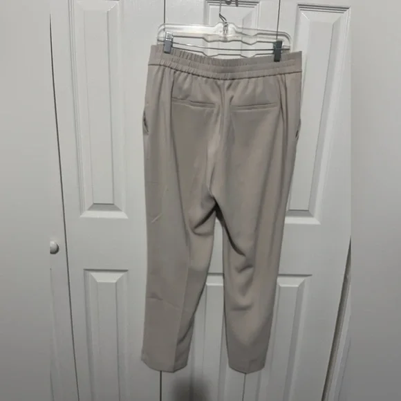 Quince Stretch Crepe Ankle Pant Sand Size 12 - Picture 3 of 4